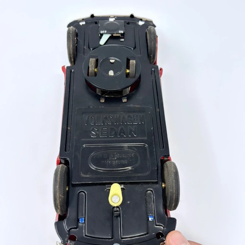Vintage Bandai Japan Tin Battery VW Volkswagen Sedan Beetle Toy Visible Engine